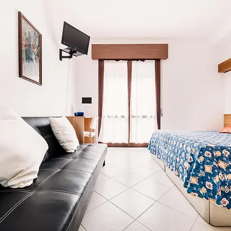 Hotel Rosmary-2